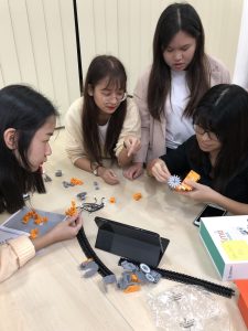 10504309381570169935