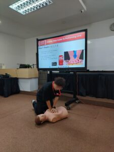 fame, cpr, college, kuching, free education